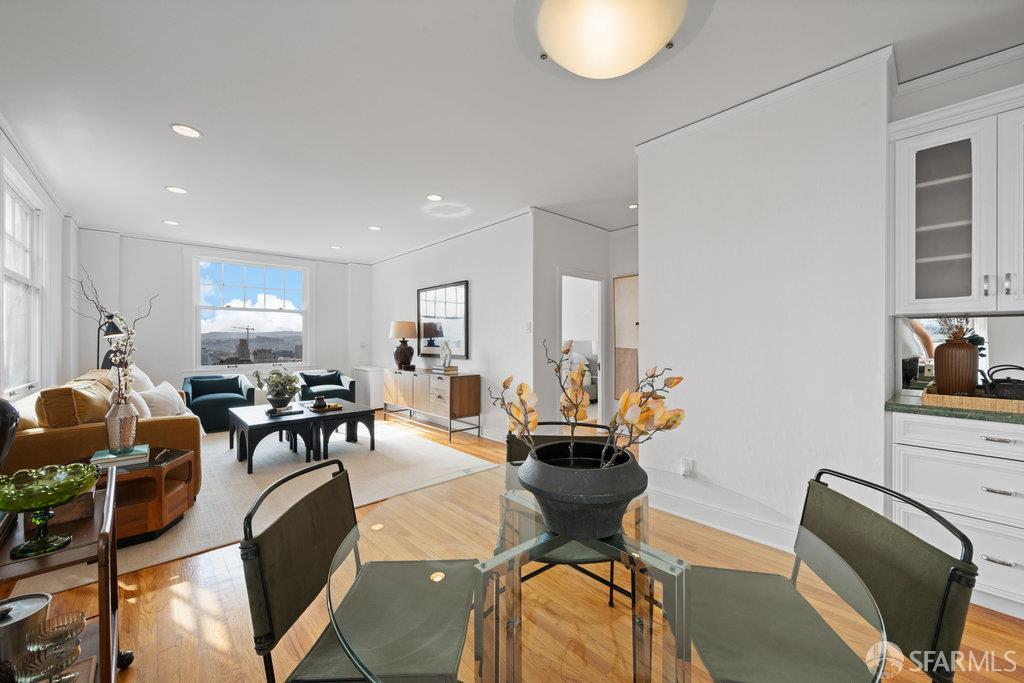 Photo #15: 425083698 Listing: Photo #15