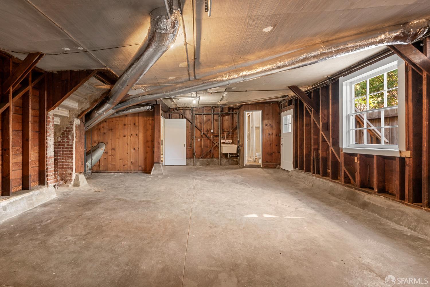 Detail Gallery Image 23 of 28 For 1310 Alabama St, San Francisco,  CA 94110 - 2 Beds | 1 Baths