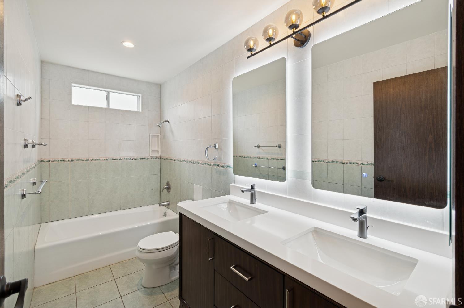 Detail Gallery Image 27 of 59 For 257 Hampshire Ct, Daly City,  CA 94015 - 5 Beds | 4 Baths