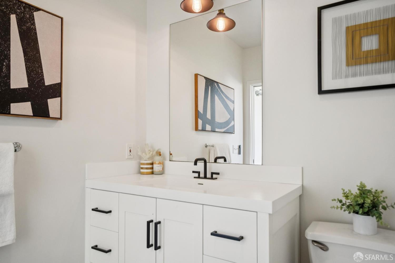 Detail Gallery Image 20 of 27 For 128 Morris St #13,  San Francisco,  CA 94107 - 1 Beds | 1/1 Baths