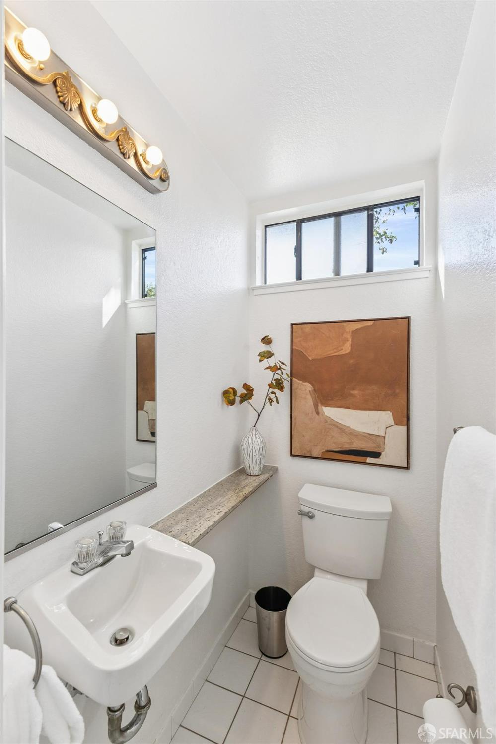 Detail Gallery Image 21 of 42 For 36931 Newark Blvd #E,  Newark,  CA 94560 - 2 Beds | 2/1 Baths