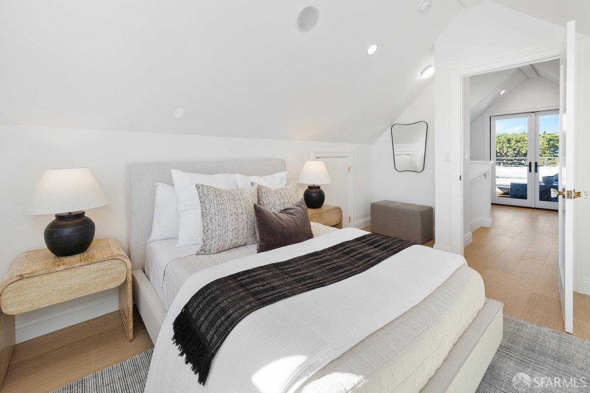 Detail Gallery Image 33 of 83 For 678 28th St, San Francisco,  CA 94131 - 4 Beds | 3/1 Baths