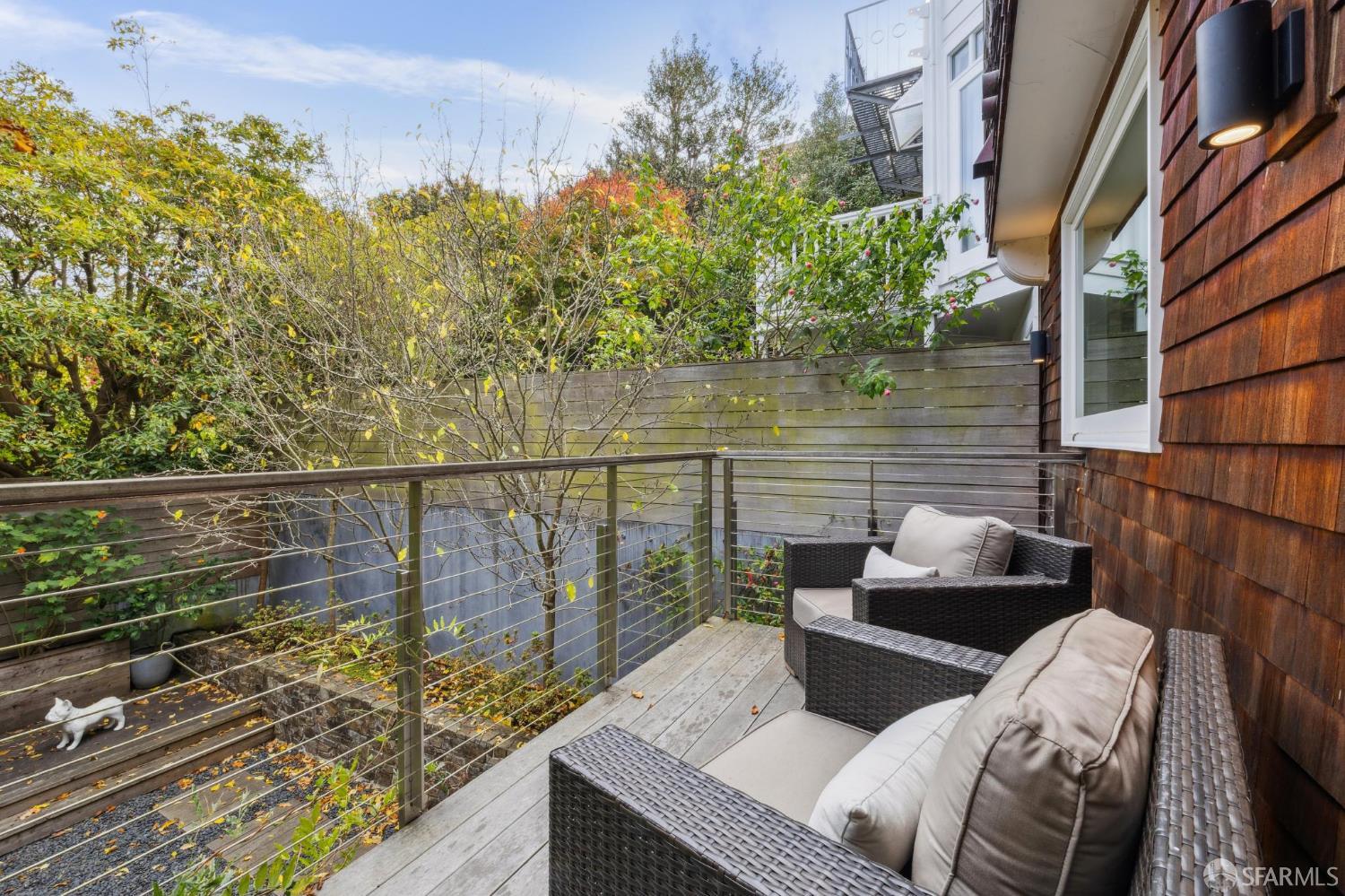 Detail Gallery Image 22 of 67 For 2550 Baker St, San Francisco,  CA 94123 - 3 Beds | 4/1 Baths