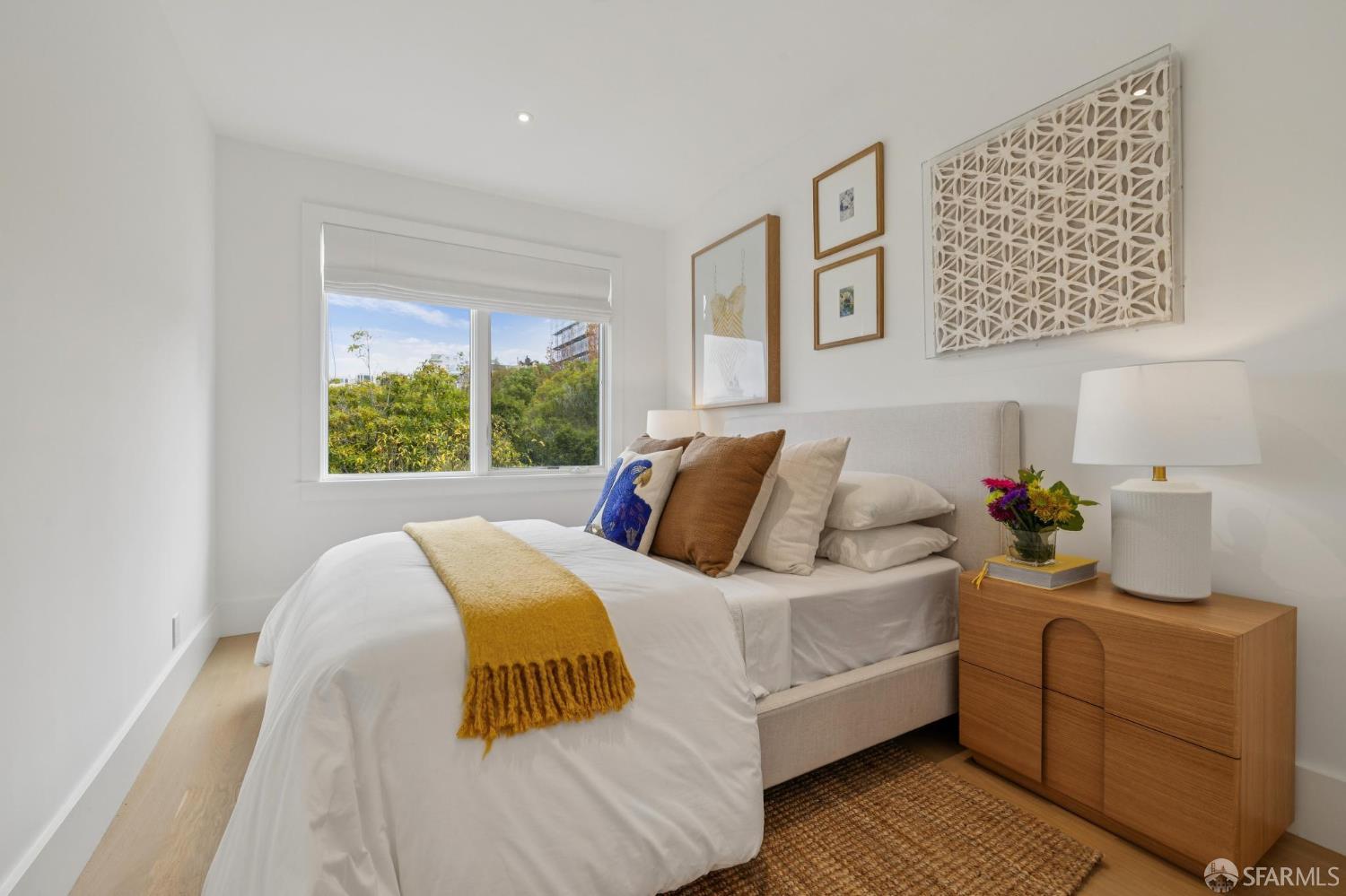 Detail Gallery Image 50 of 67 For 2550 Baker St, San Francisco,  CA 94123 - 3 Beds | 4/1 Baths