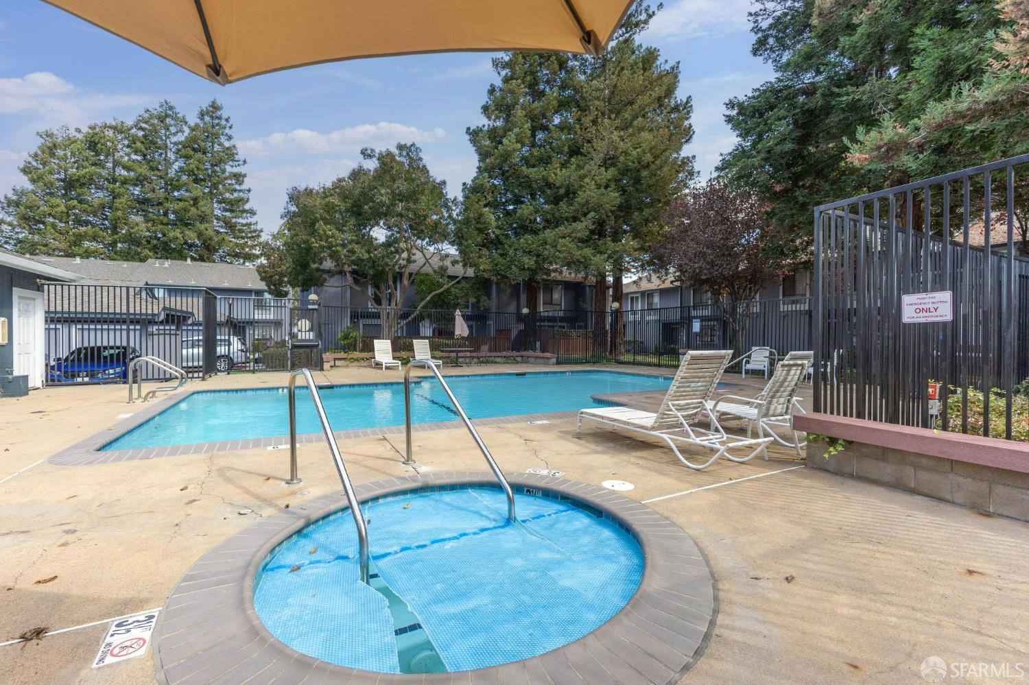 Detail Gallery Image 36 of 42 For 36931 Newark Blvd #E,  Newark,  CA 94560 - 2 Beds | 2/1 Baths