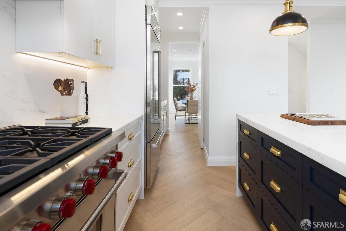 Detail Gallery Image 23 of 83 For 678 28th St, San Francisco,  CA 94131 - 4 Beds | 3/1 Baths