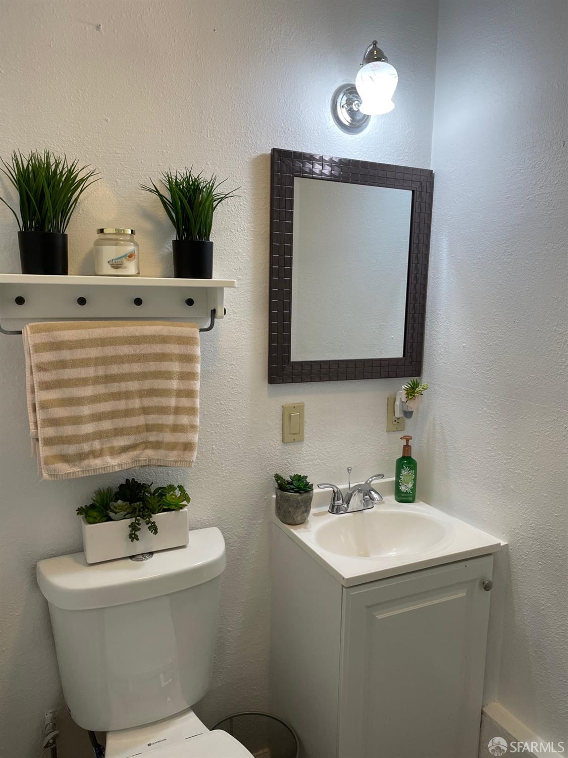 Detail Gallery Image 4 of 6 For 338 S 16th St, Richmond,  CA 94804 - 0 Beds | 1 Baths