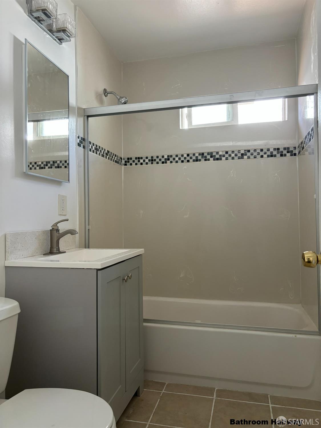 Detail Gallery Image 11 of 12 For 2861 Mount Diablo St, Concord,  CA 94518 - 3 Beds | 2 Baths