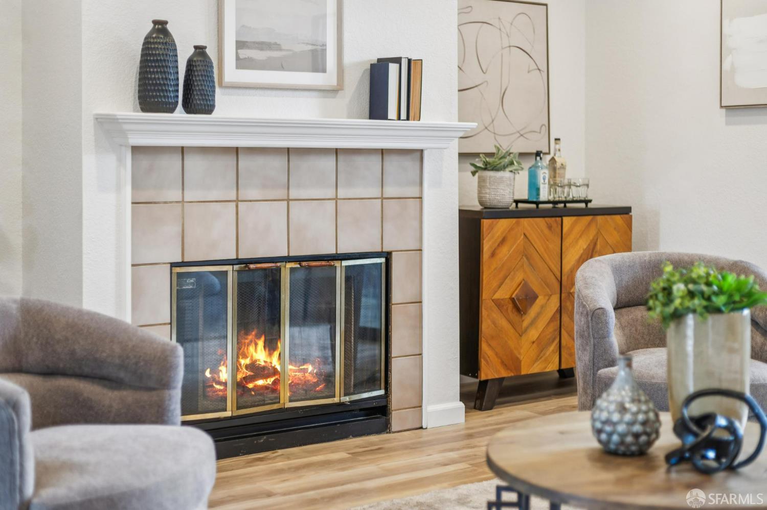 Detail Gallery Image 12 of 42 For 36931 Newark Blvd #E,  Newark,  CA 94560 - 2 Beds | 2/1 Baths