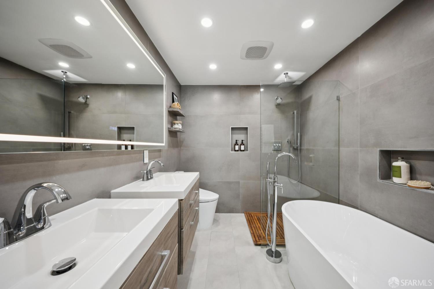 Detail Gallery Image 74 of 99 For 878 47th Ave, San Francisco,  CA 94121 - 4 Beds | 4 Baths