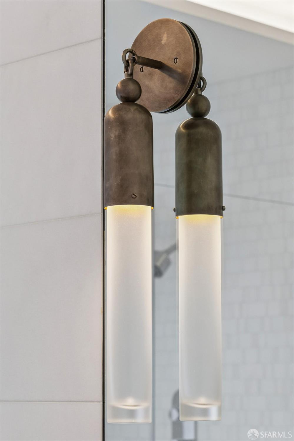 Detail Gallery Image 56 of 67 For 2550 Baker St, San Francisco,  CA 94123 - 3 Beds | 4/1 Baths