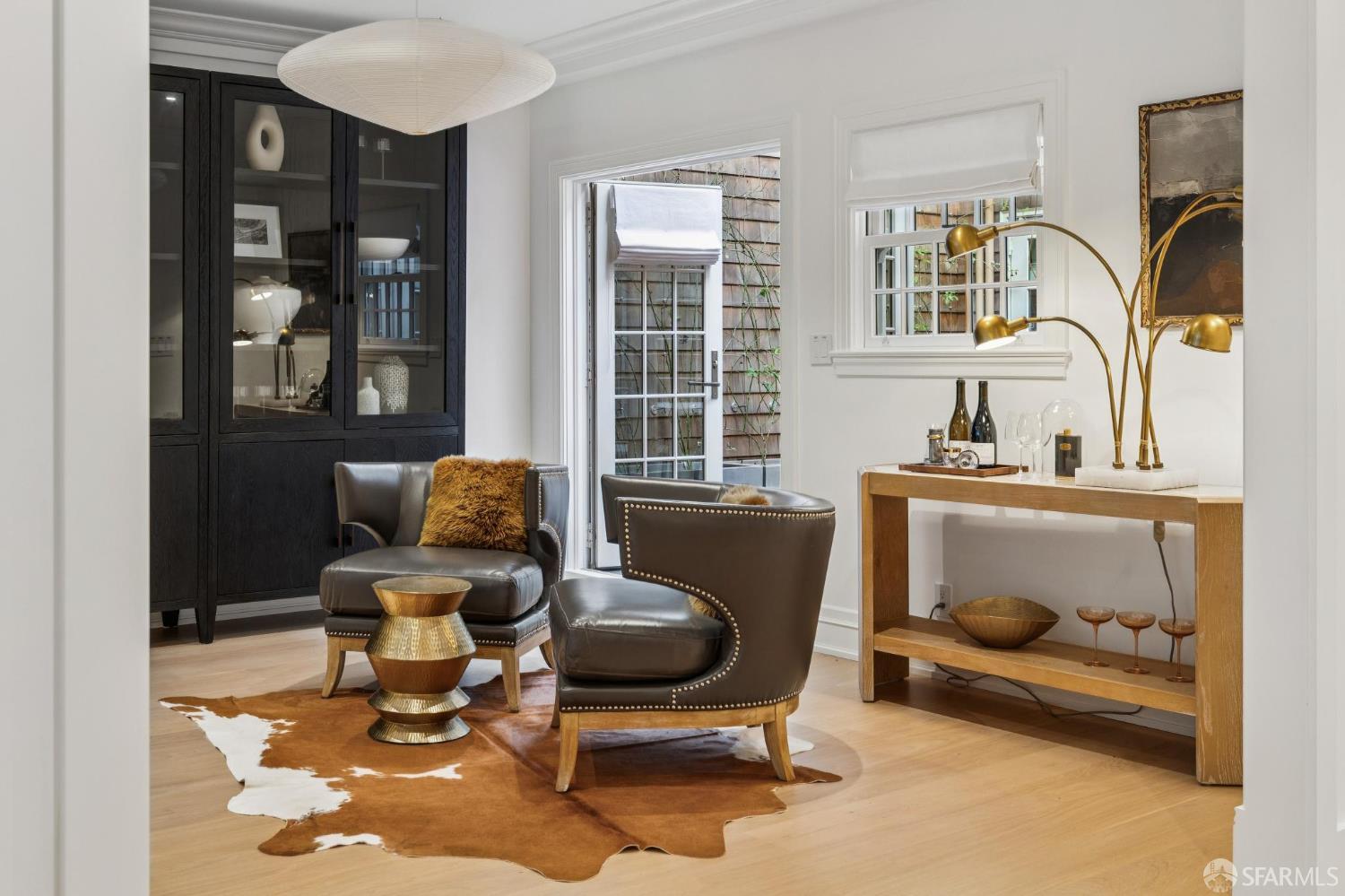 Detail Gallery Image 11 of 67 For 2550 Baker St, San Francisco,  CA 94123 - 3 Beds | 4/1 Baths