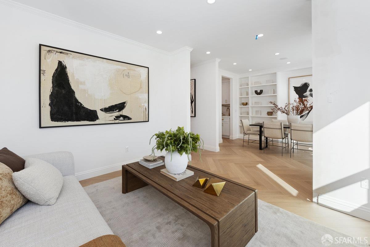 Detail Gallery Image 7 of 83 For 678 28th St, San Francisco,  CA 94131 - 4 Beds | 3/1 Baths