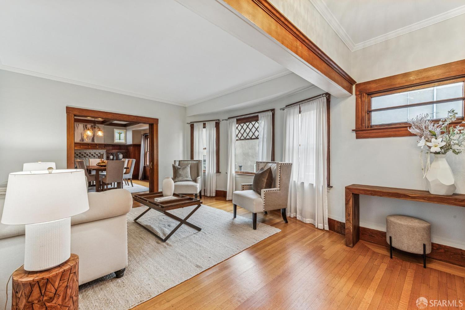 Detail Gallery Image 7 of 56 For 526 52nd St, Oakland,  CA 94609 - 2 Beds | 1/2 Baths