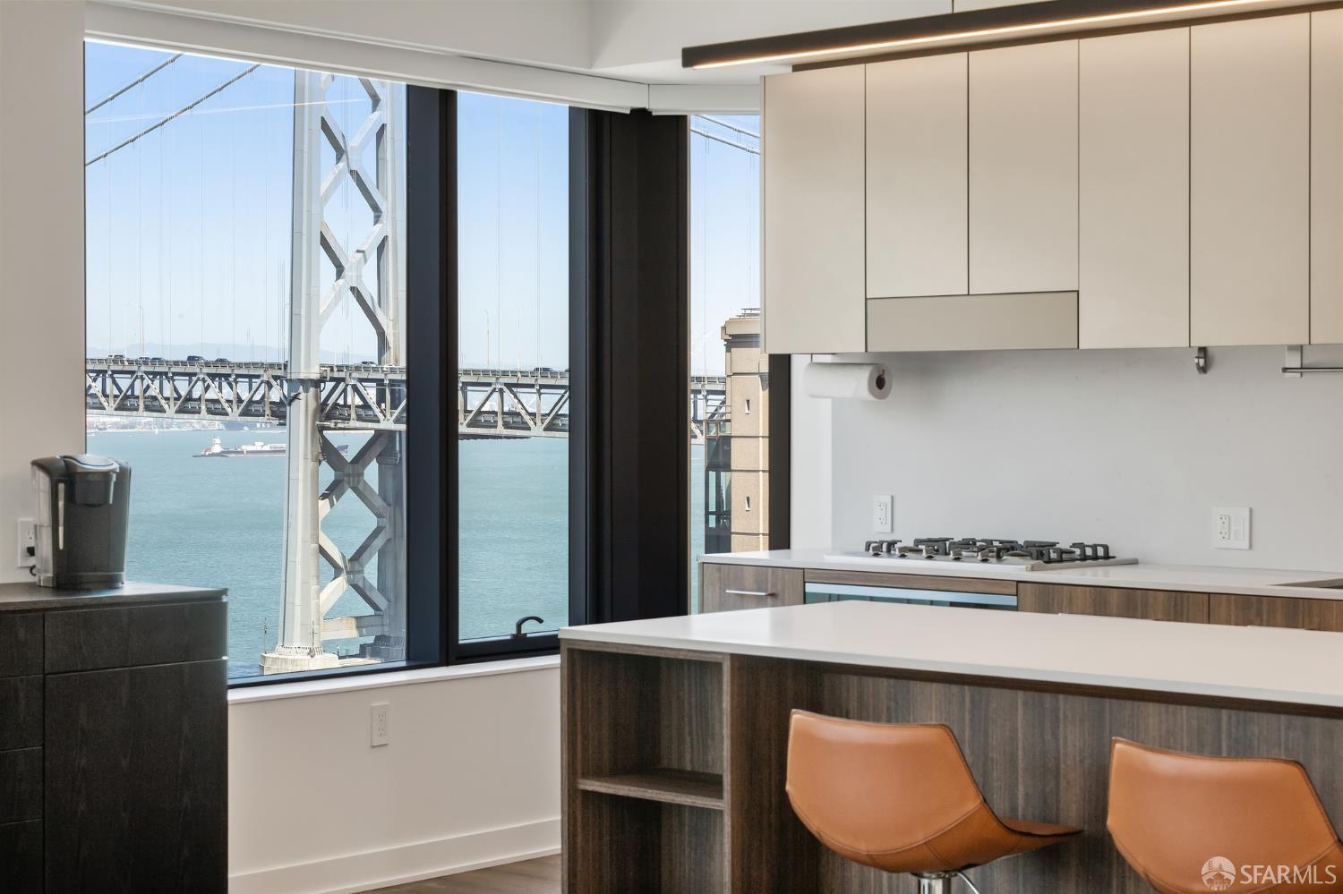 Detail Gallery Image 4 of 37 For 280 Spear St 19g,  San Francisco,  CA 94105 - 2 Beds | 2 Baths