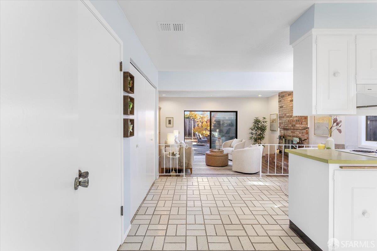 Detail Gallery Image 19 of 61 For 1336 Marlin Ave, Foster City,  CA 94404 - 3 Beds | 2 Baths