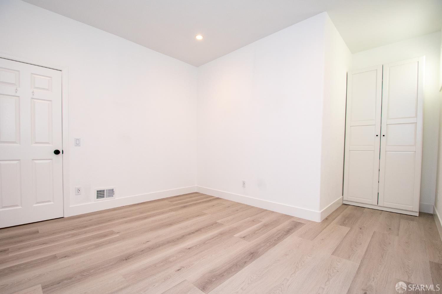 Detail Gallery Image 12 of 21 For 2825 Golden Gate Ave, San Francisco,  CA 94118 - 3 Beds | 2 Baths