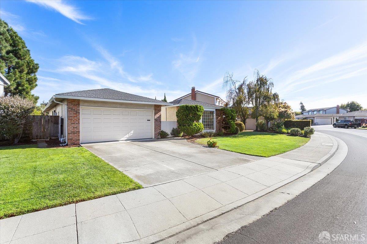 Detail Gallery Image 2 of 61 For 1336 Marlin Ave, Foster City,  CA 94404 - 3 Beds | 2 Baths