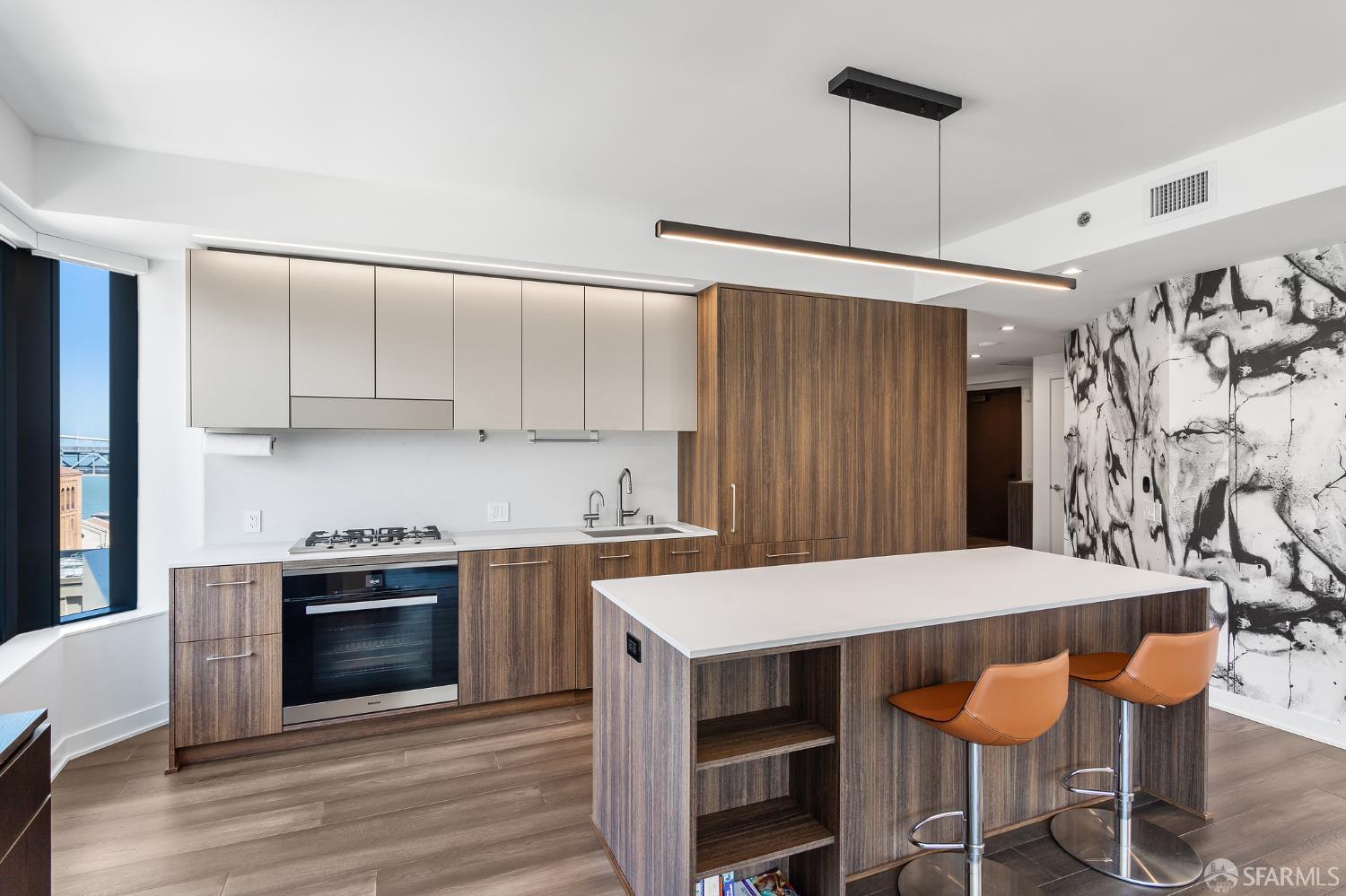 Detail Gallery Image 3 of 37 For 280 Spear St 19g,  San Francisco,  CA 94105 - 2 Beds | 2 Baths