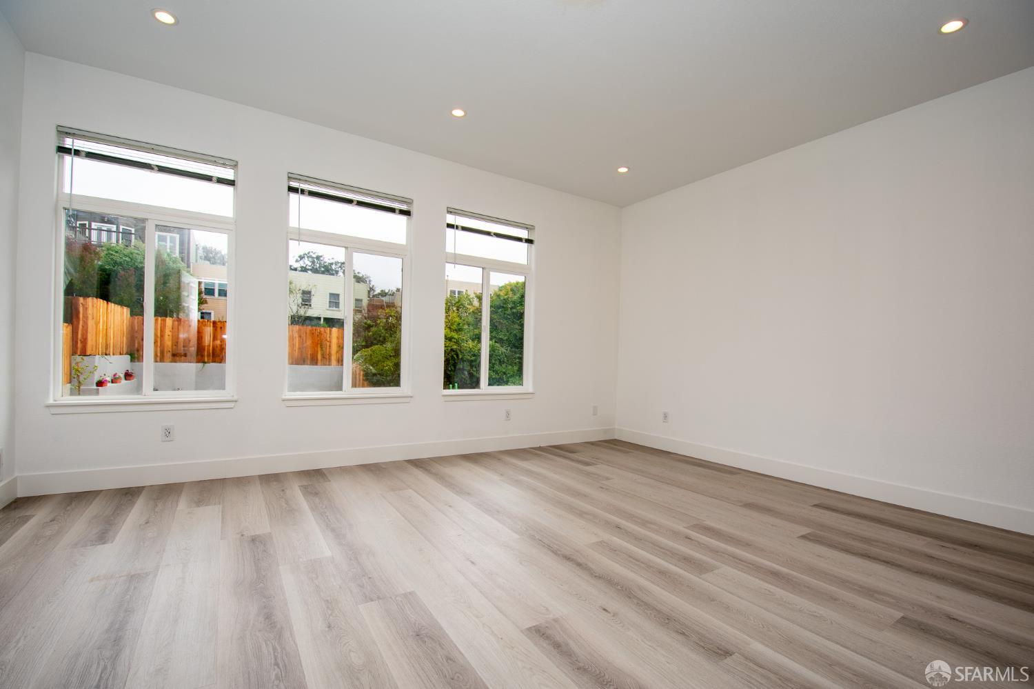 Detail Gallery Image 11 of 21 For 2825 Golden Gate Ave, San Francisco,  CA 94118 - 3 Beds | 2 Baths