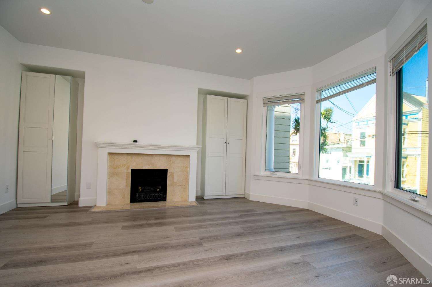 Detail Gallery Image 3 of 21 For 2825 Golden Gate Ave, San Francisco,  CA 94118 - 3 Beds | 2 Baths