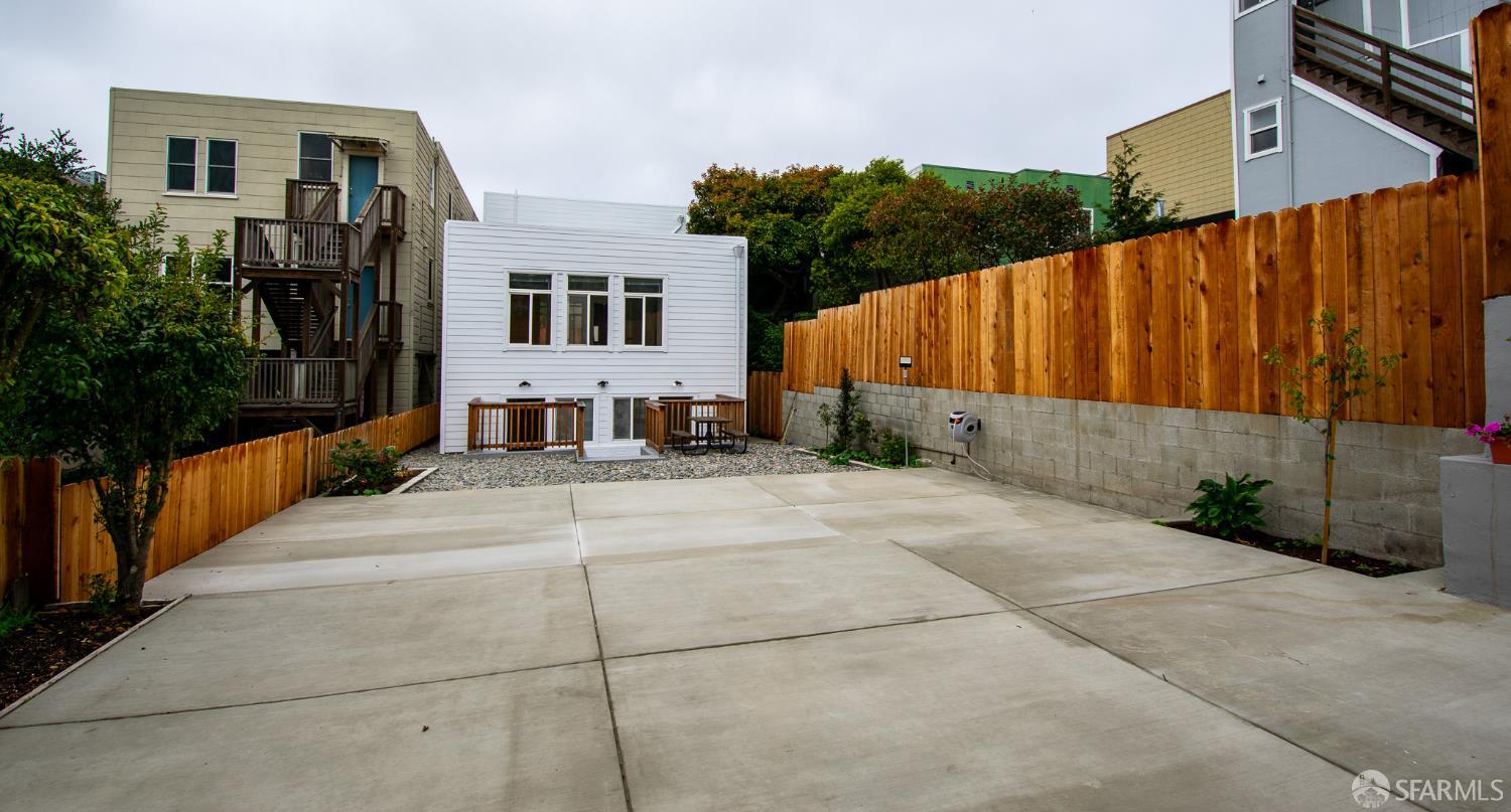 Detail Gallery Image 20 of 21 For 2825 Golden Gate Ave, San Francisco,  CA 94118 - 3 Beds | 2 Baths