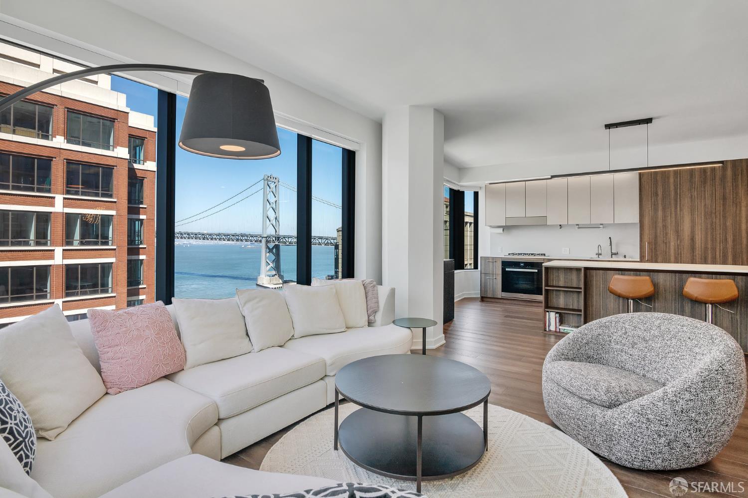 Detail Gallery Image 5 of 37 For 280 Spear St 19g,  San Francisco,  CA 94105 - 2 Beds | 2 Baths