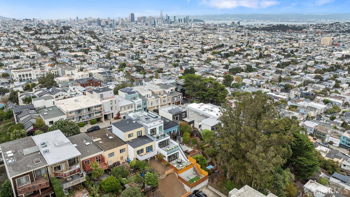 Detail Gallery Image 93 of 96 For 561 Duncan St, San Francisco,  CA 94131 - 4 Beds | 4/2 Baths