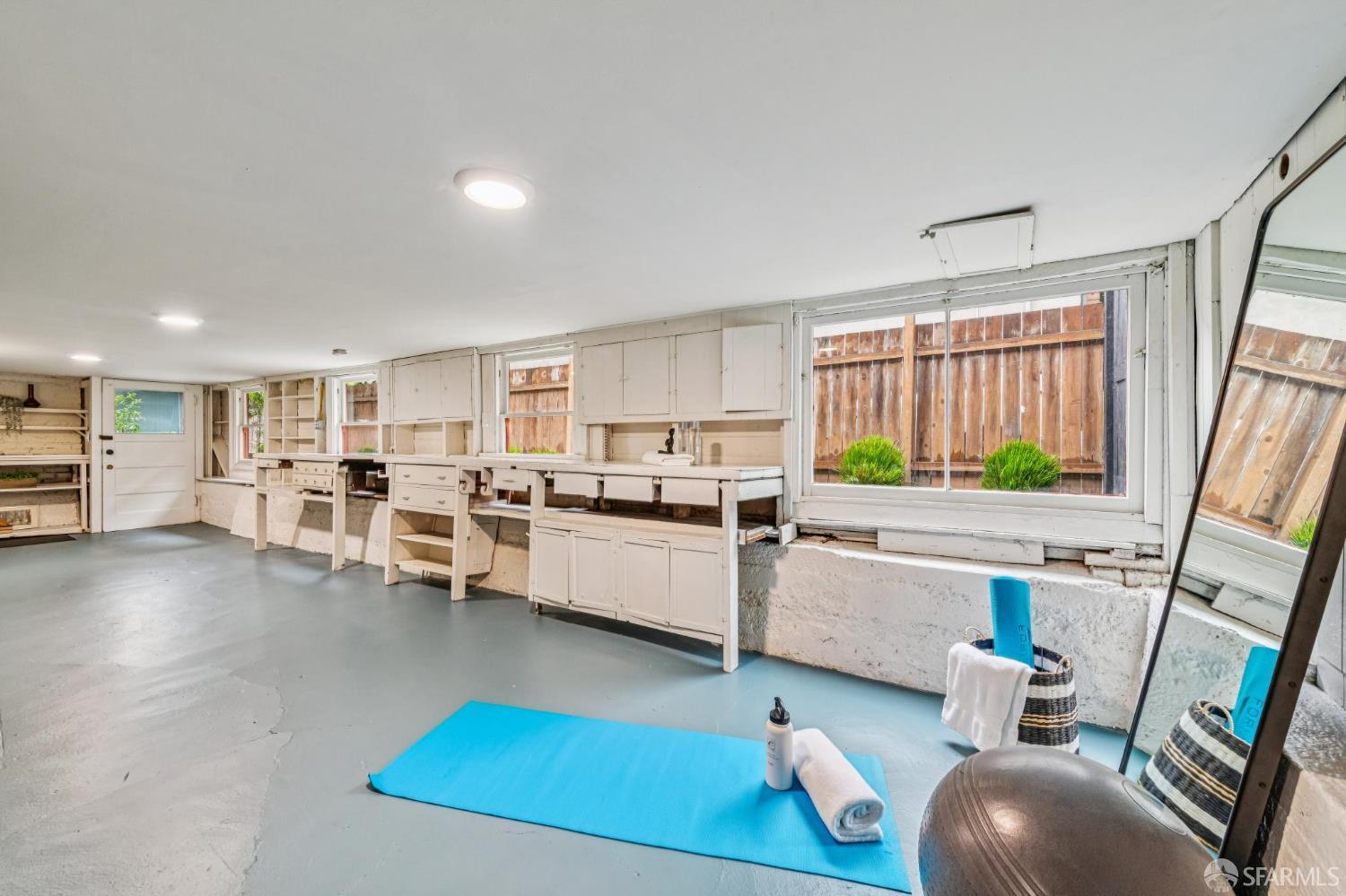 Detail Gallery Image 47 of 56 For 526 52nd St, Oakland,  CA 94609 - 2 Beds | 1/2 Baths