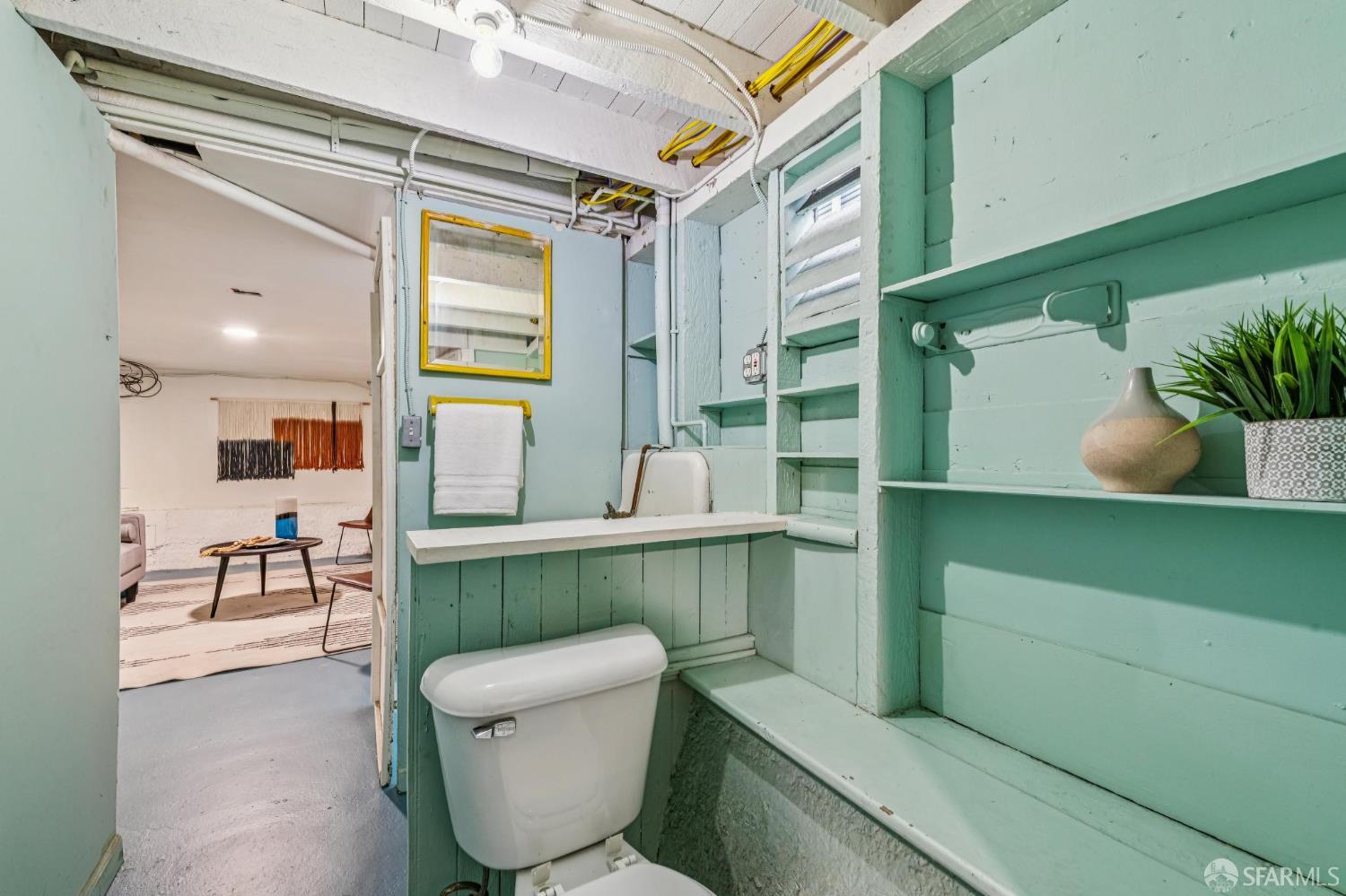 Detail Gallery Image 51 of 56 For 526 52nd St, Oakland,  CA 94609 - 2 Beds | 1/2 Baths