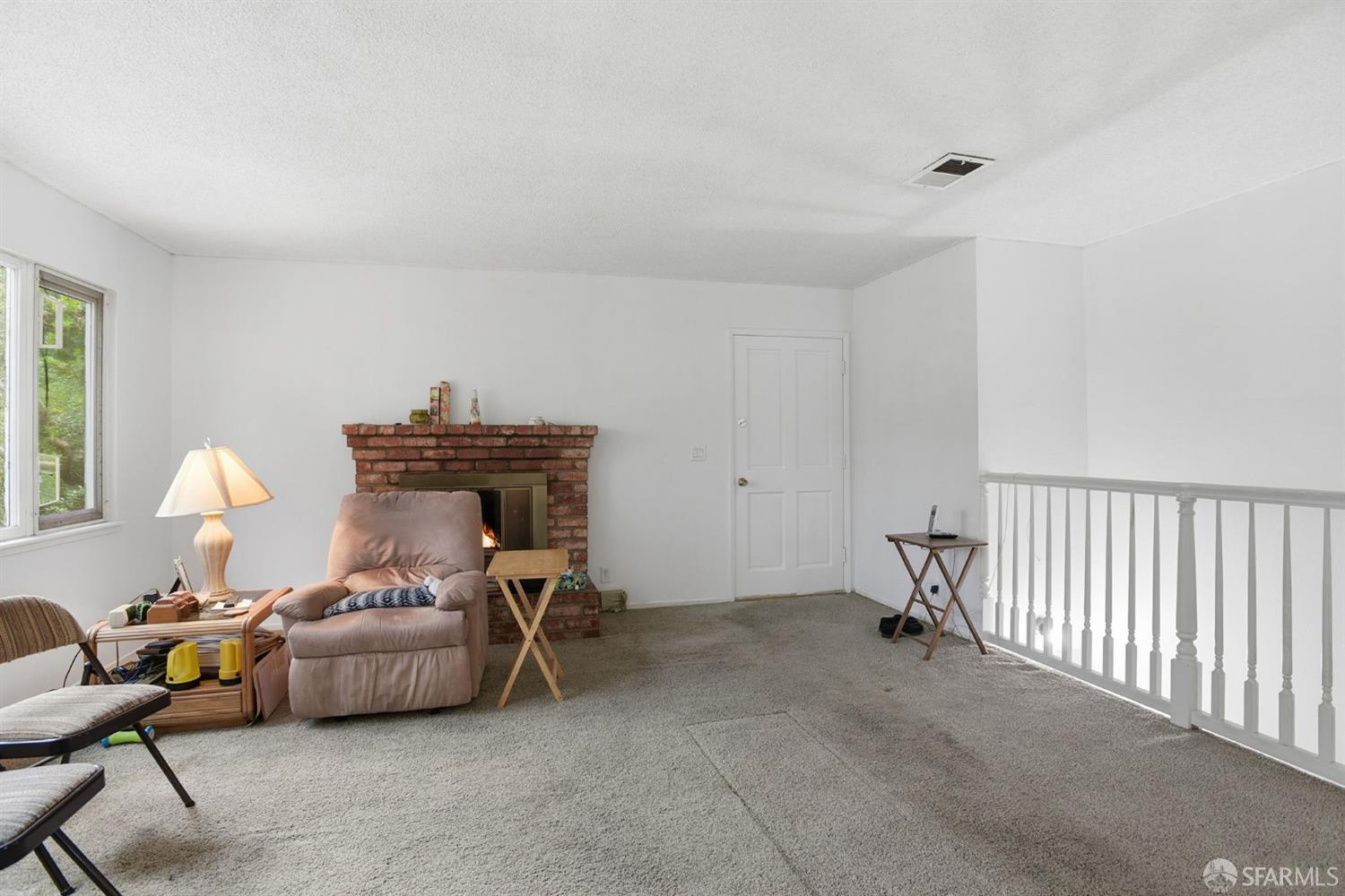 Detail Gallery Image 6 of 46 For 1191 Alicante Dr, Pacifica,  CA 94044 - 3 Beds | 2 Baths