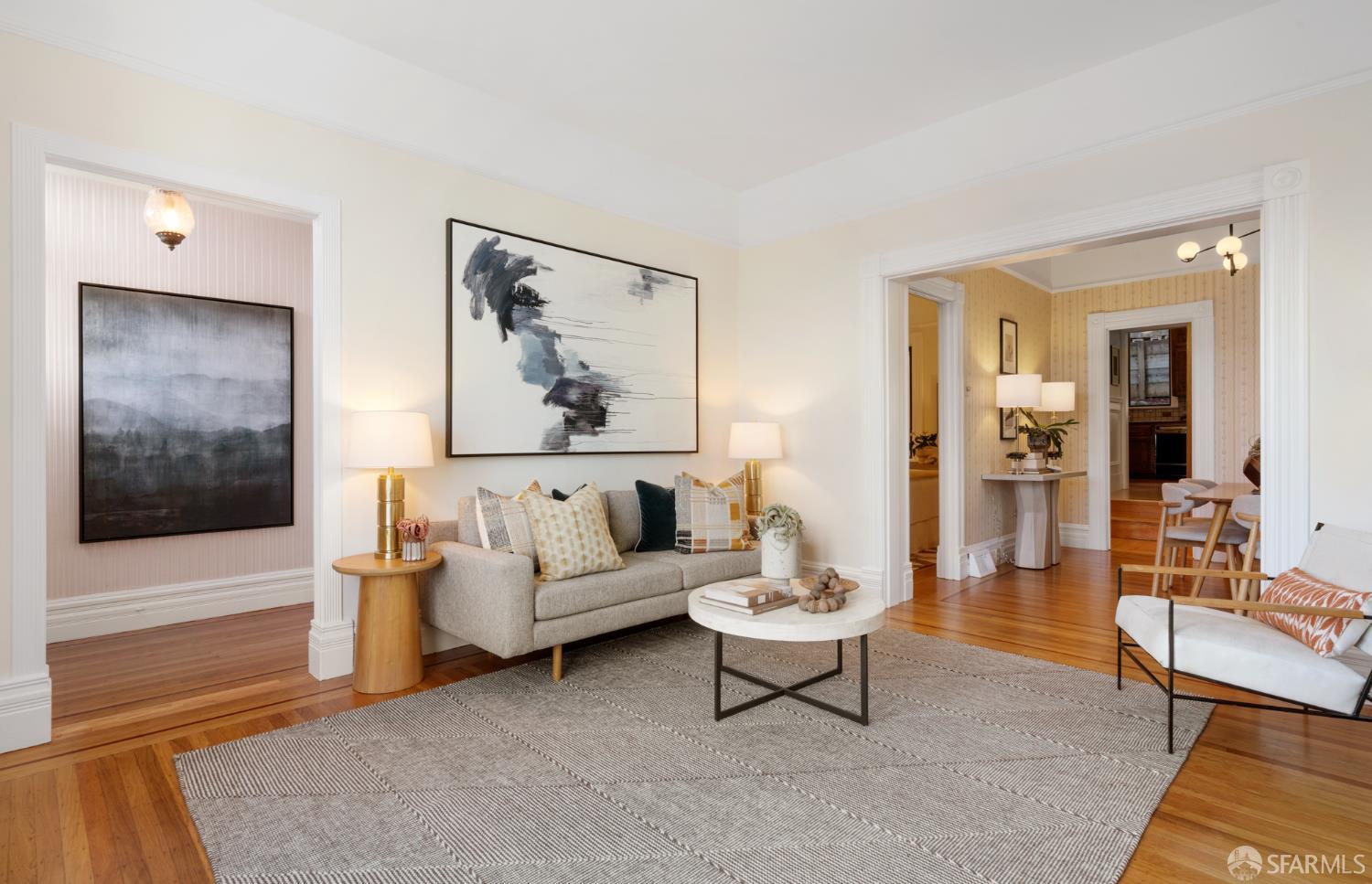 Detail Gallery Image 5 of 42 For 376 Corbett Ave, San Francisco,  CA 94114 - 3 Beds | 3 Baths