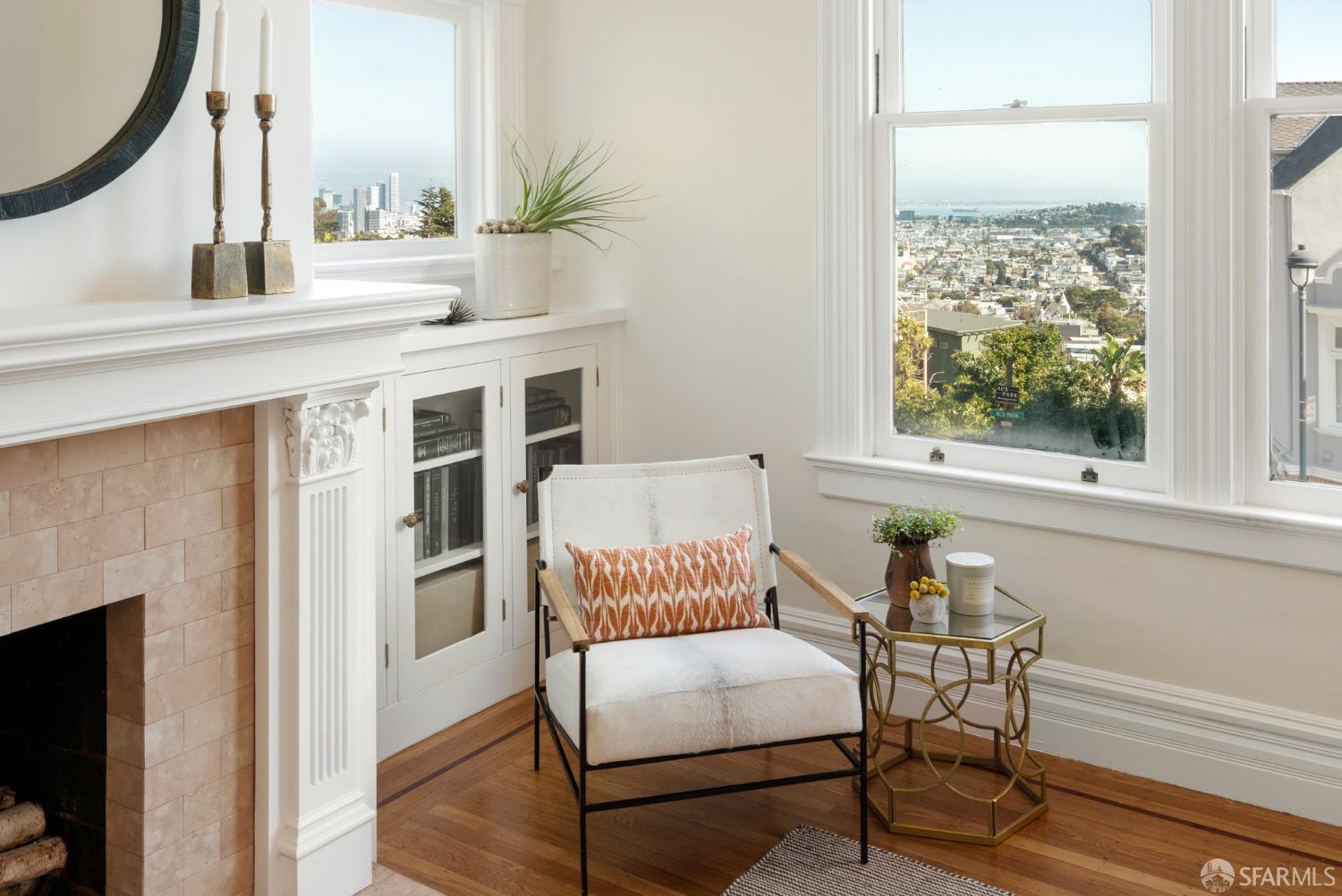 Detail Gallery Image 7 of 42 For 376 Corbett Ave, San Francisco,  CA 94114 - 3 Beds | 3 Baths