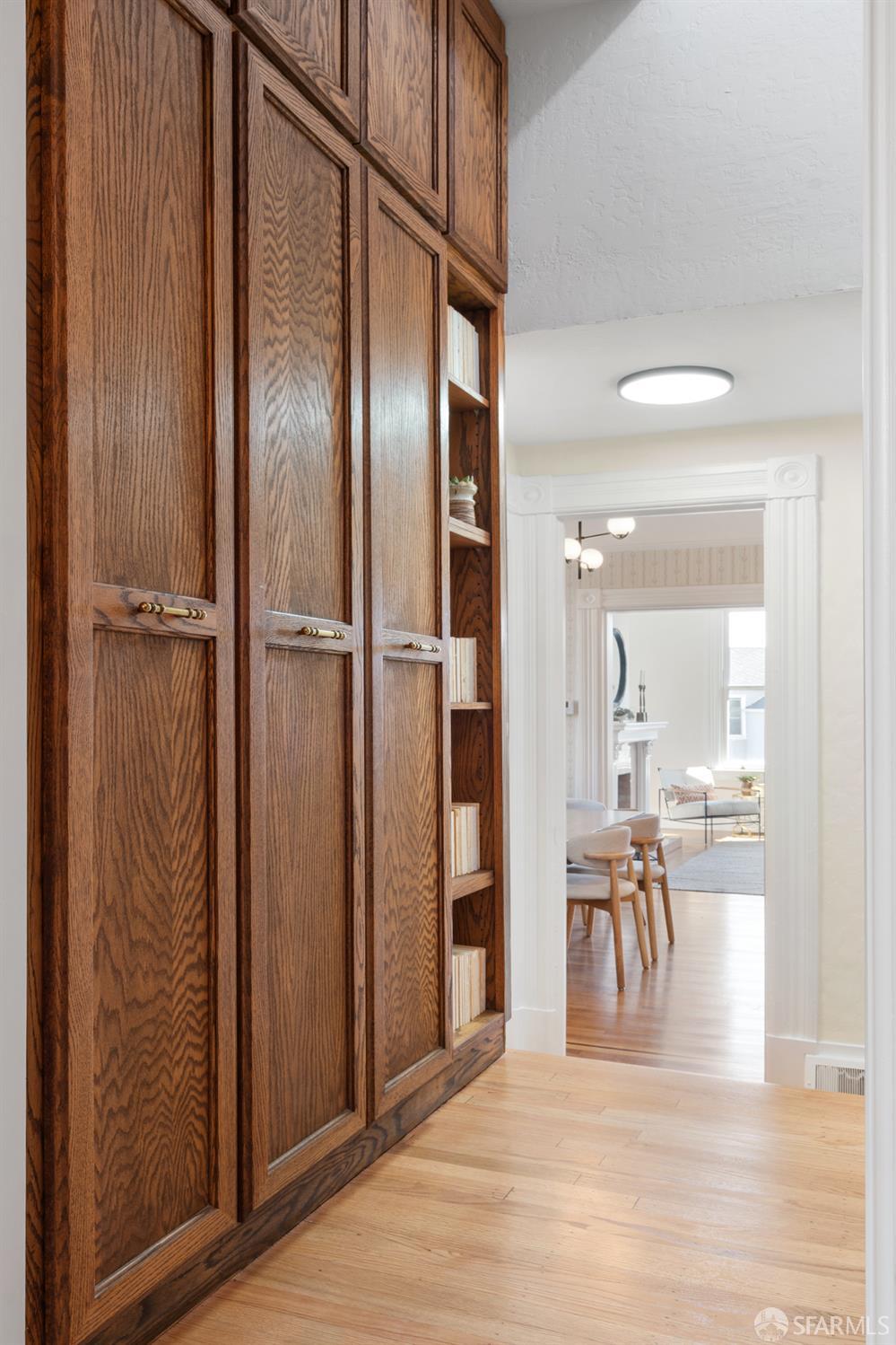 Detail Gallery Image 16 of 42 For 376 Corbett Ave, San Francisco,  CA 94114 - 3 Beds | 3 Baths