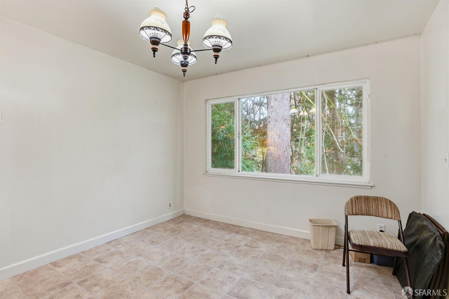 Detail Gallery Image 15 of 46 For 1191 Alicante Dr, Pacifica,  CA 94044 - 3 Beds | 2 Baths