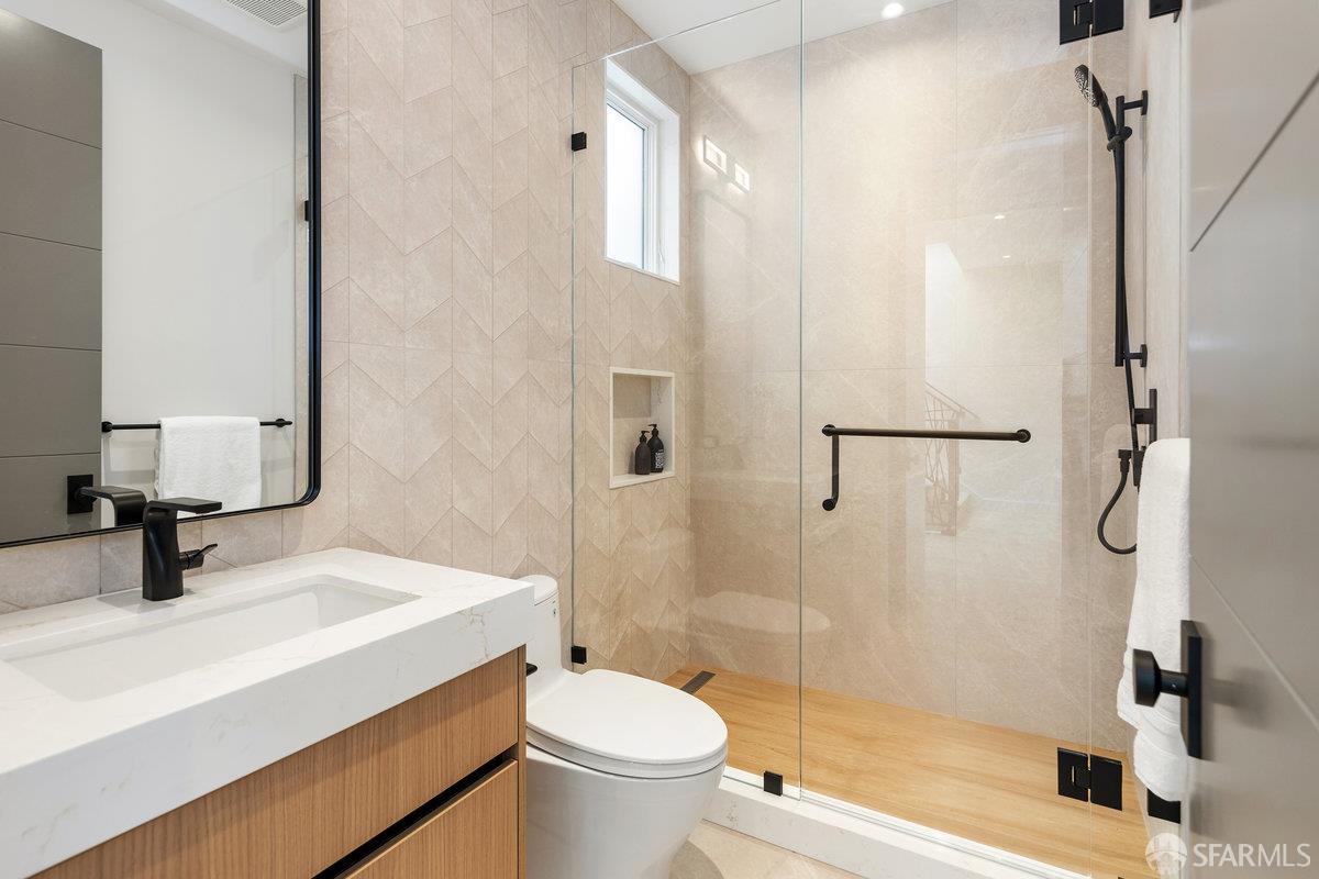 Detail Gallery Image 57 of 96 For 561 Duncan St, San Francisco,  CA 94131 - 4 Beds | 4/2 Baths