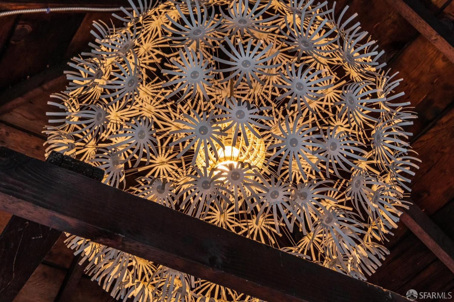 Detail Gallery Image 34 of 56 For 526 52nd St, Oakland,  CA 94609 - 2 Beds | 1/2 Baths