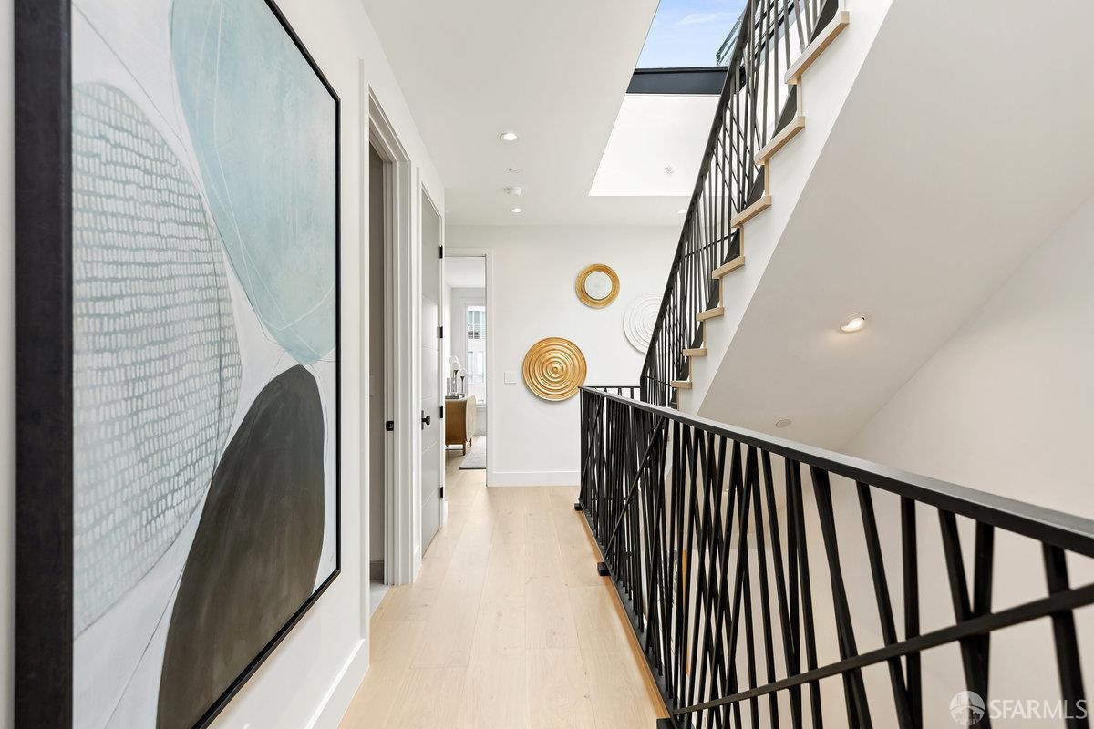 Detail Gallery Image 42 of 96 For 561 Duncan St, San Francisco,  CA 94131 - 4 Beds | 4/2 Baths