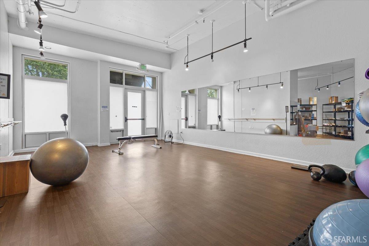 Detail Gallery Image 22 of 37 For 140 South Van Ness Ave #340,  San Francisco,  CA 94103 - 2 Beds | 2 Baths