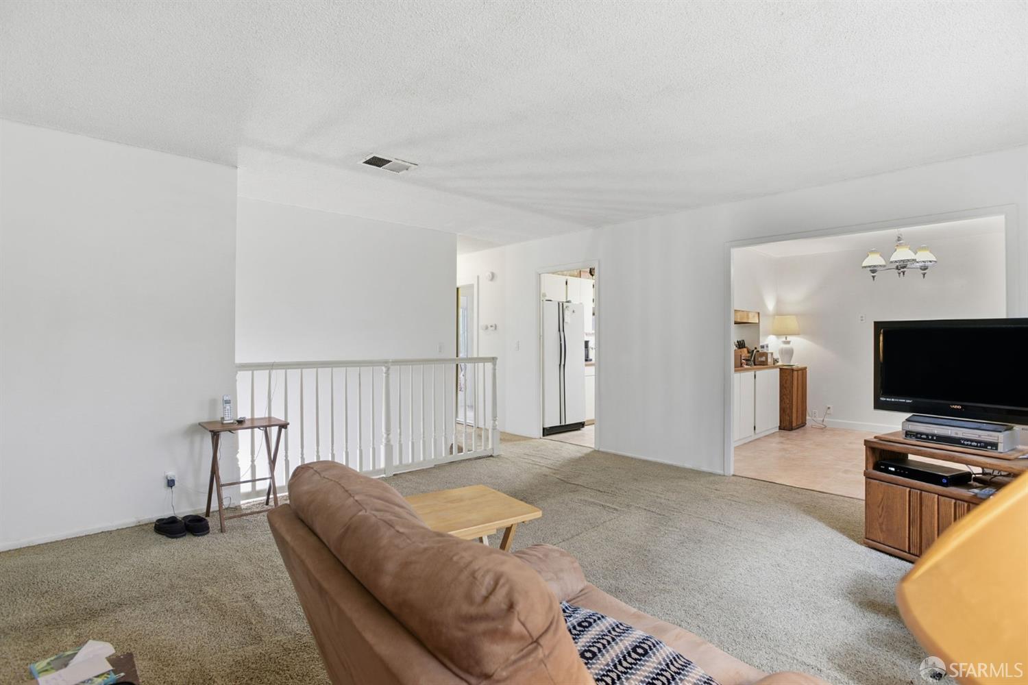 Detail Gallery Image 8 of 46 For 1191 Alicante Dr, Pacifica,  CA 94044 - 3 Beds | 2 Baths