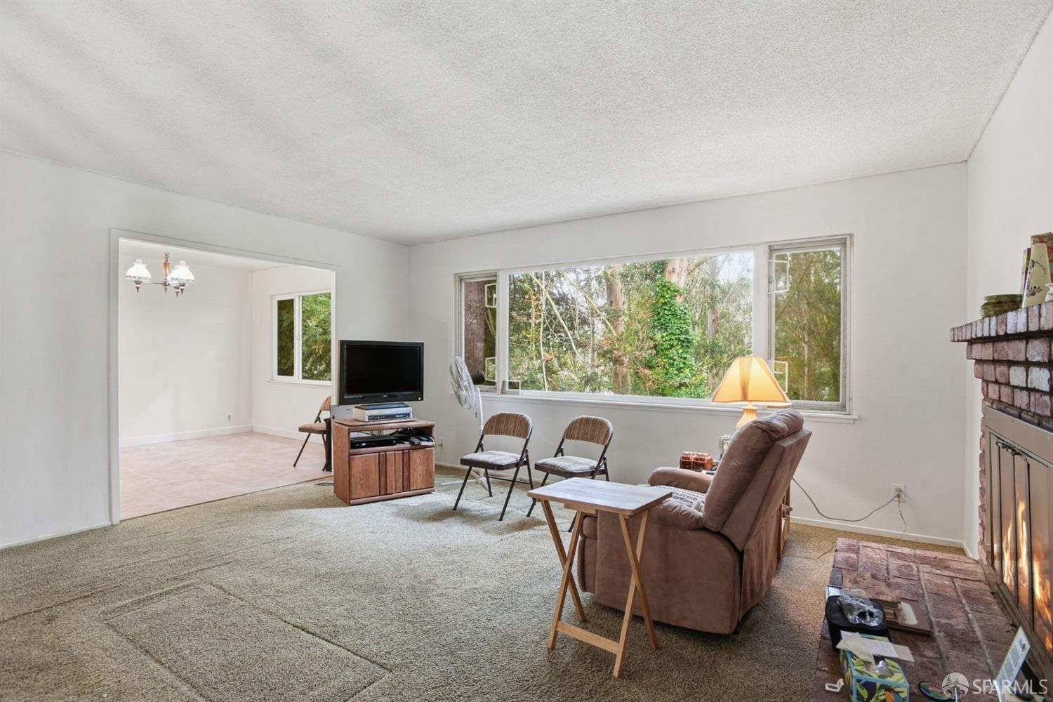 Detail Gallery Image 7 of 46 For 1191 Alicante Dr, Pacifica,  CA 94044 - 3 Beds | 2 Baths