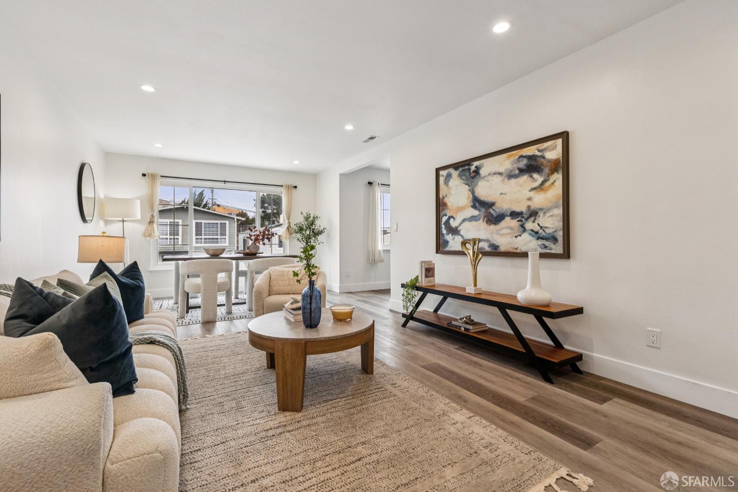 Detail Gallery Image 11 of 91 For 183 Camelia Dr, Daly City,  CA 94015 - 7 Beds | 6 Baths