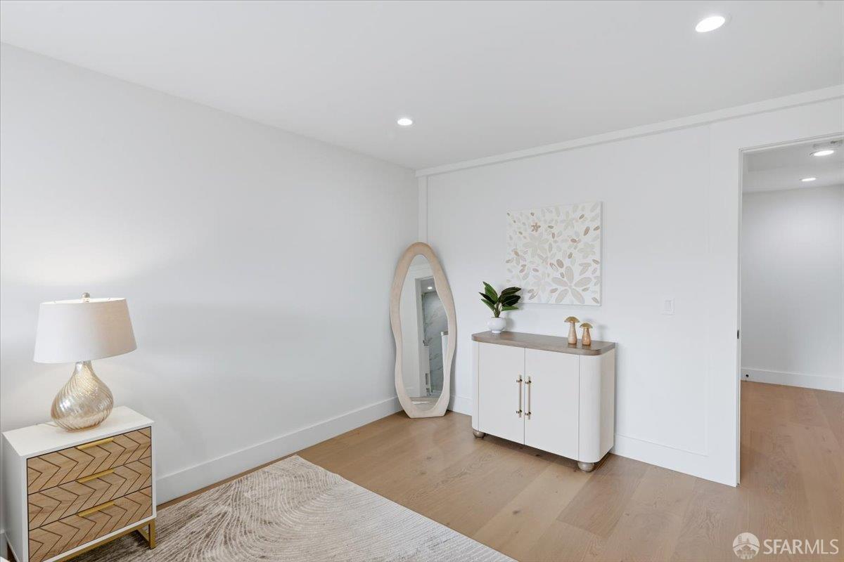 Detail Gallery Image 29 of 54 For 335 Hearst Ave, San Francisco,  CA 94112 - 3 Beds | 2/1 Baths