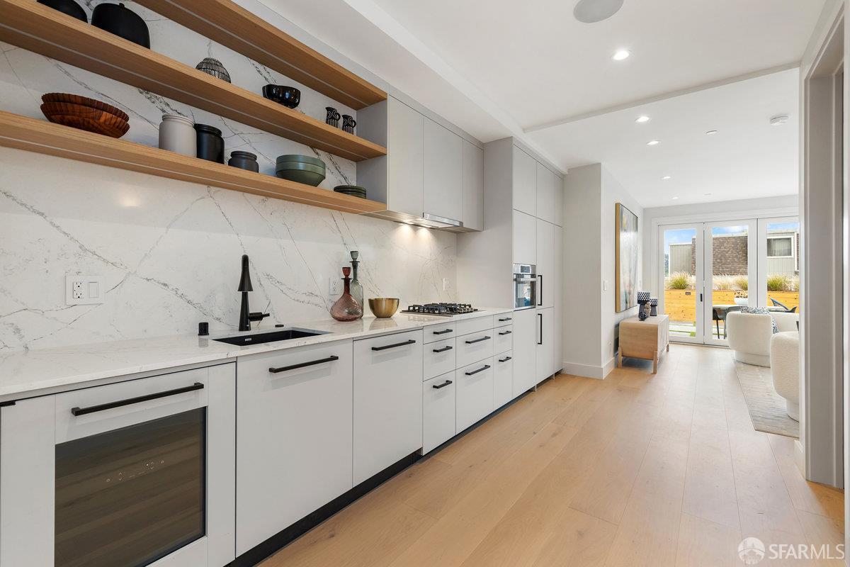 Detail Gallery Image 63 of 96 For 561 Duncan St, San Francisco,  CA 94131 - 4 Beds | 4/2 Baths