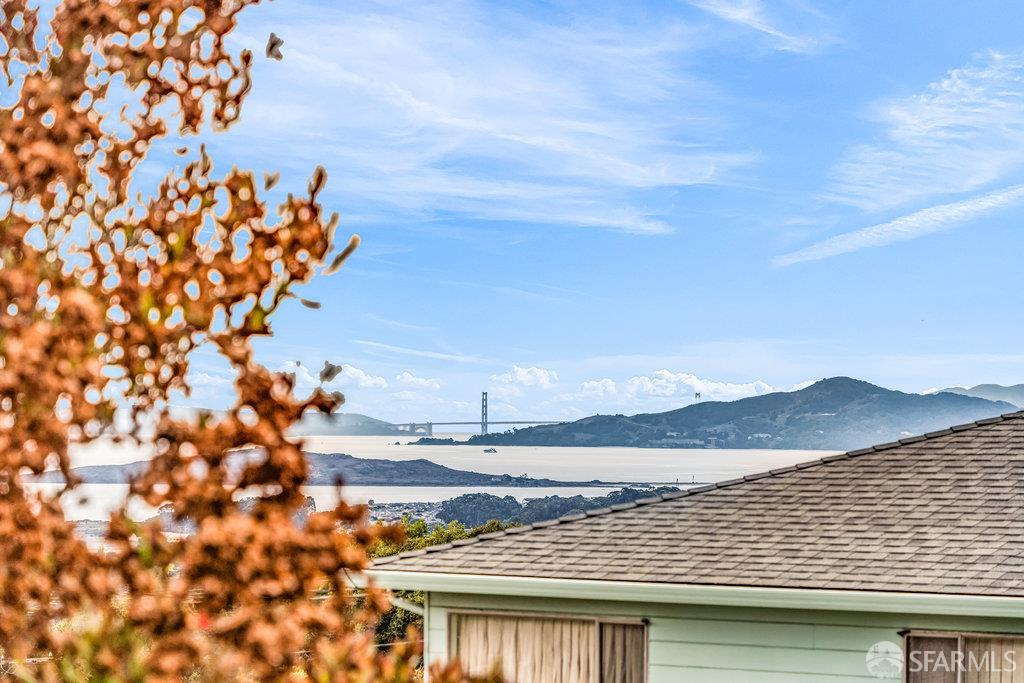 Detail Gallery Image 25 of 49 For 2034 Carquinez Ave, El Cerrito,  CA 94530 - 2 Beds | 1 Baths