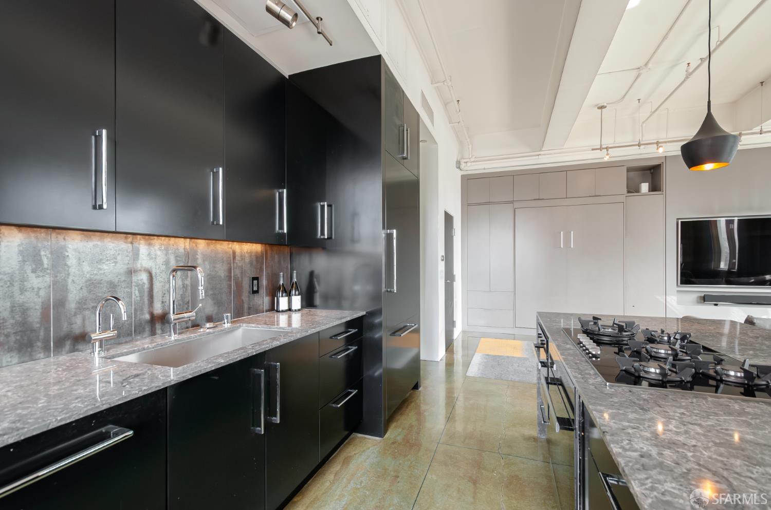 Detail Gallery Image 8 of 21 For 2 Mint Plz #905,  San Francisco,  CA 94103 - 1 Beds | 1 Baths