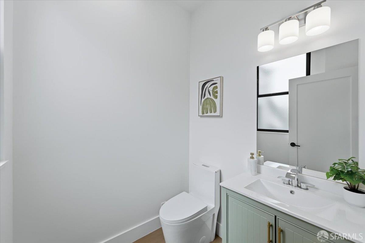 Detail Gallery Image 18 of 54 For 335 Hearst Ave, San Francisco,  CA 94112 - 3 Beds | 2/1 Baths