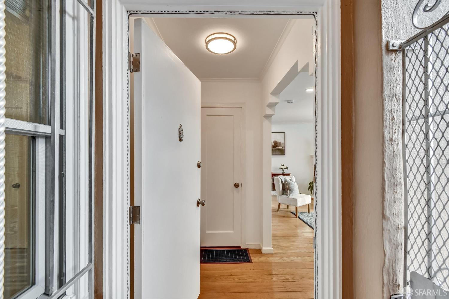 Detail Gallery Image 9 of 57 For 531 Arch St, San Francisco,  CA 94132 - 2 Beds | 1 Baths