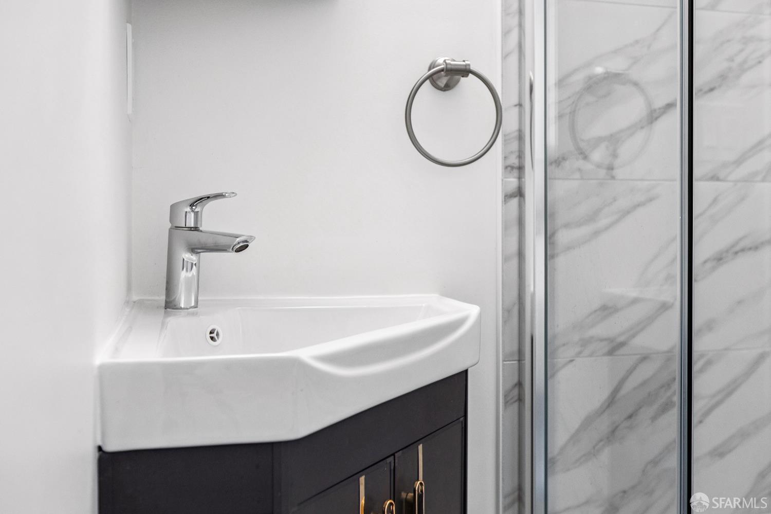 Detail Gallery Image 53 of 91 For 183 Camelia Dr, Daly City,  CA 94015 - 7 Beds | 6 Baths