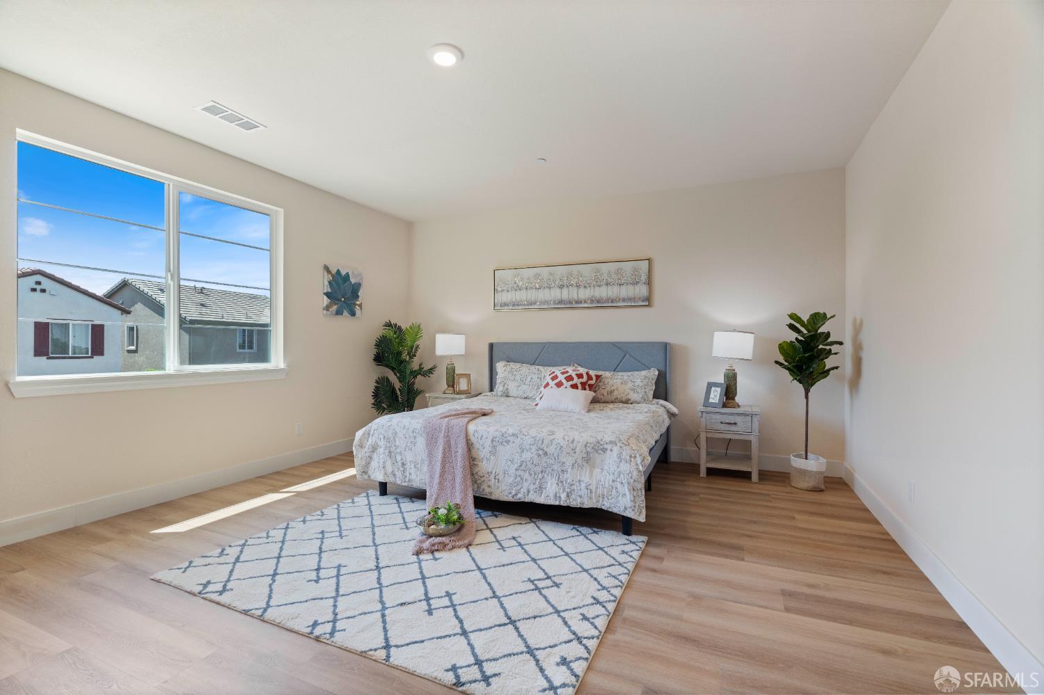 Detail Gallery Image 32 of 53 For 645 Marathon Dr, Oakley,  CA 94561 - 4 Beds | 3/1 Baths